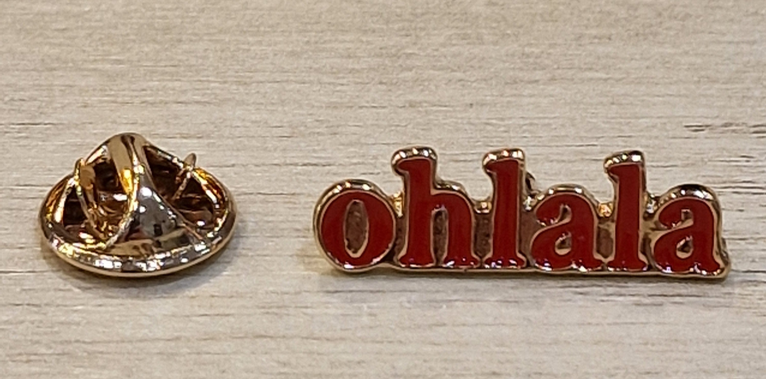 Pin's