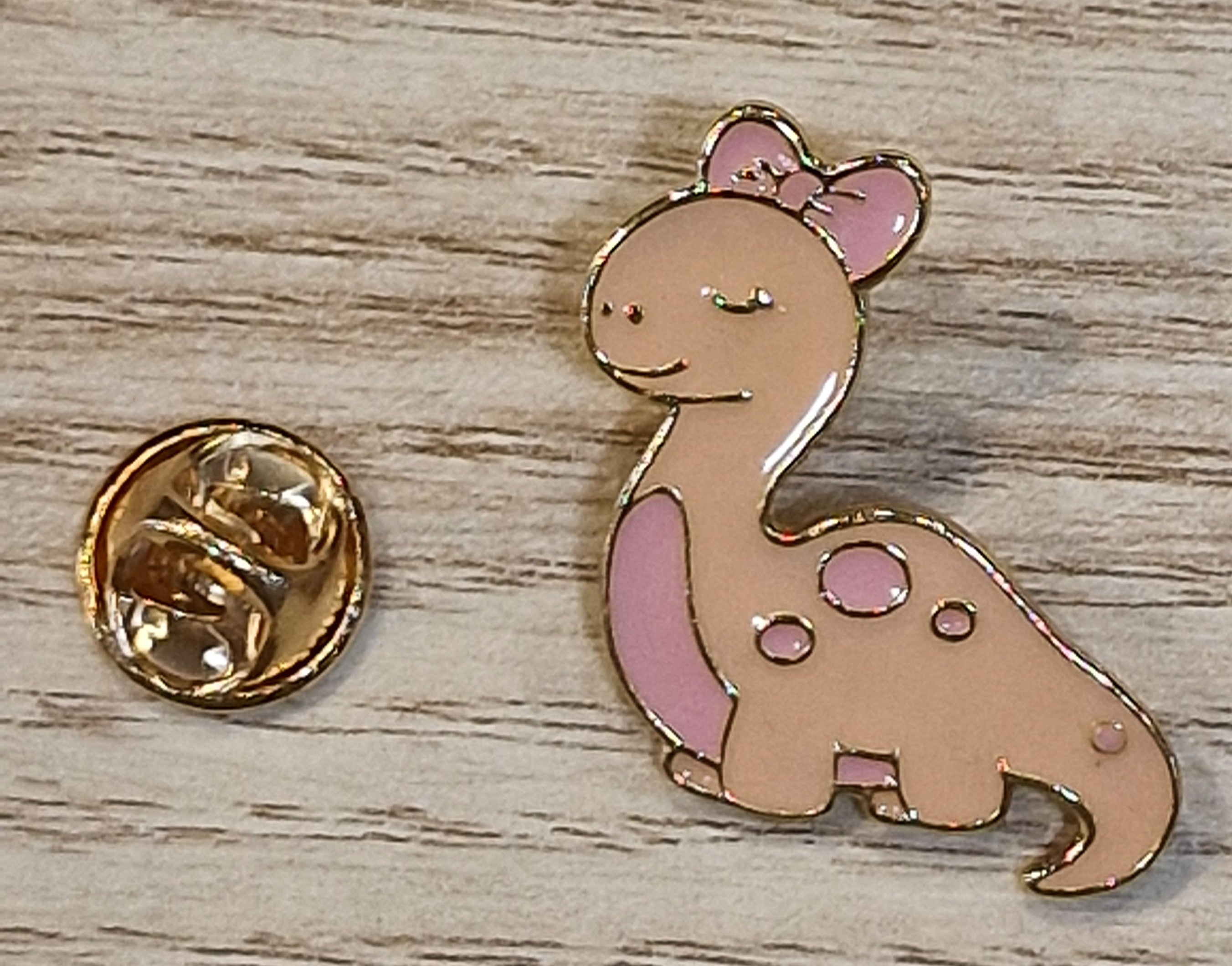 Pin's