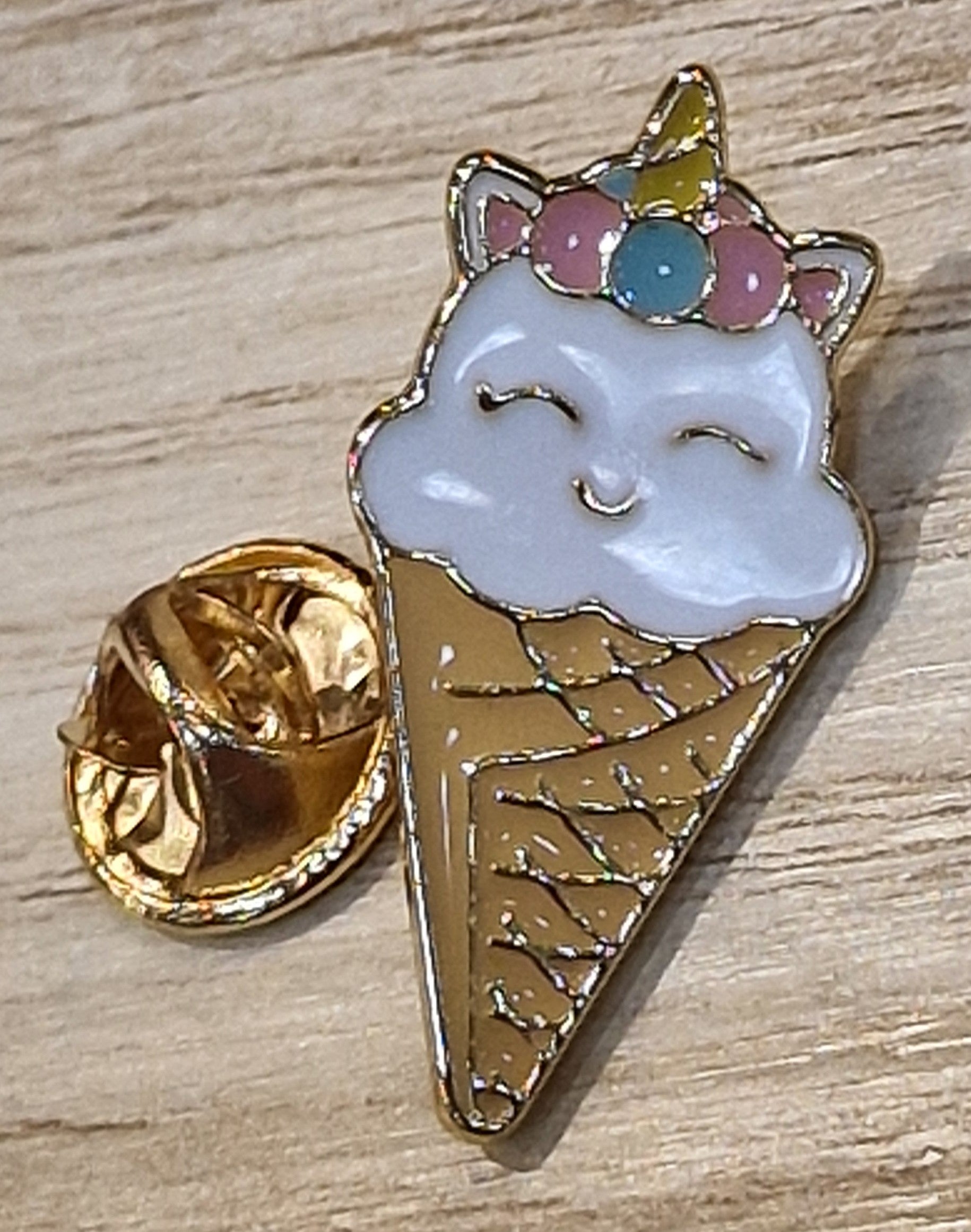 Pin's