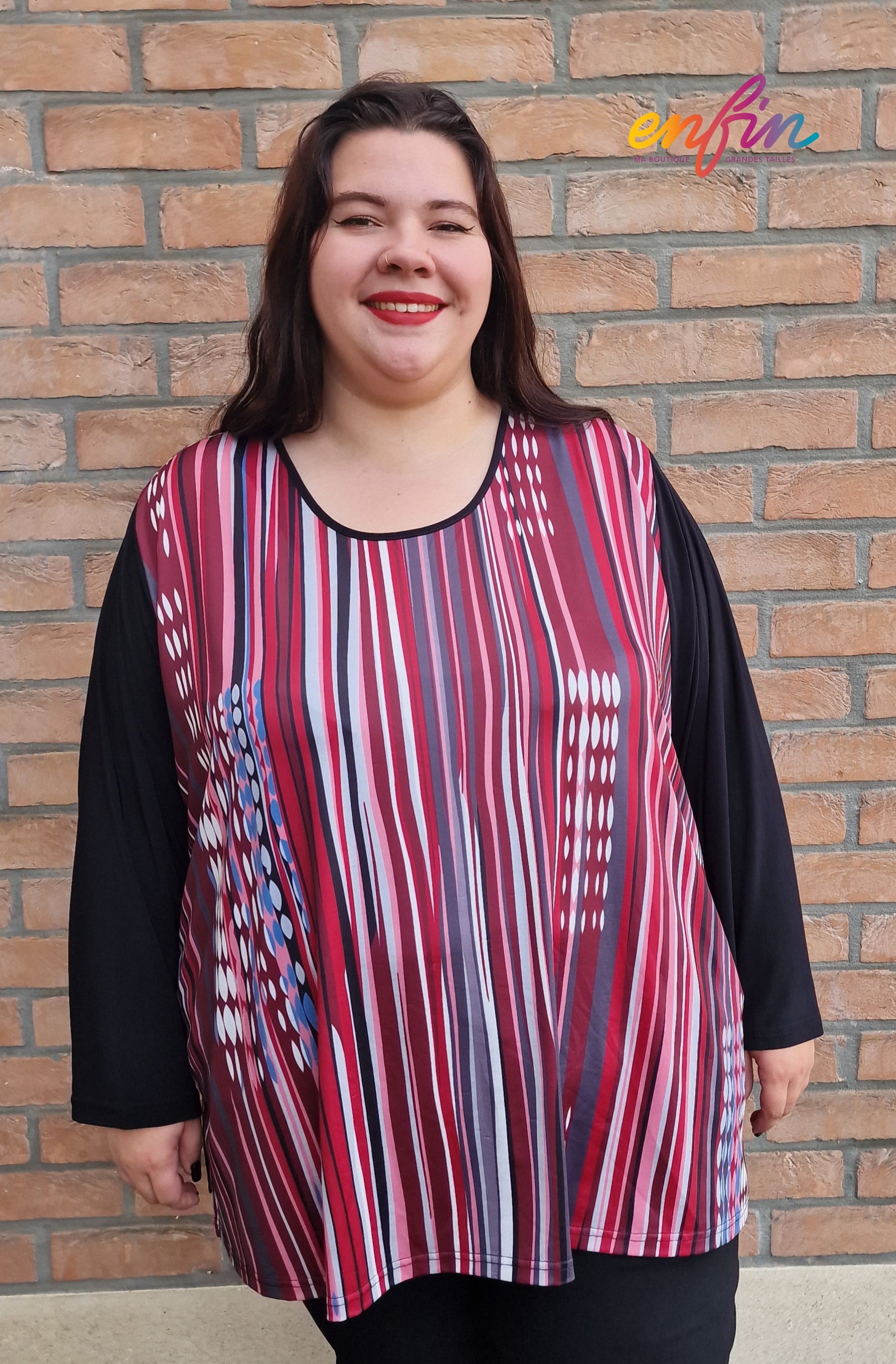 Tunique col rond lignes verts.