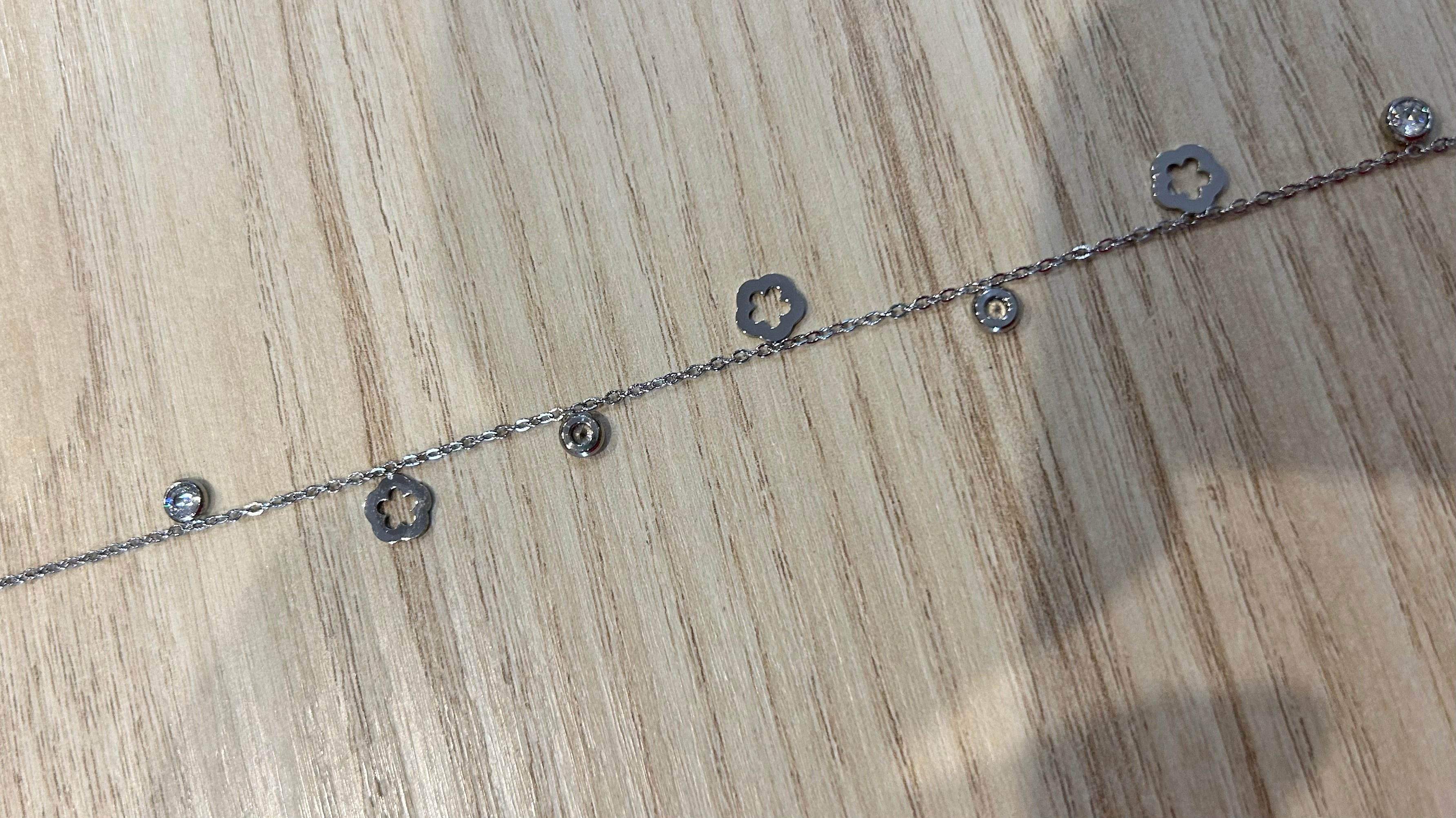 Bracelet pour cheville Fleur percée