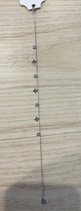 Bracelet pour cheville trèfle et petit strass