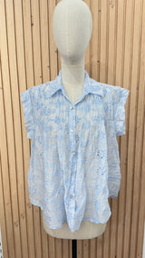 Chemise brodée à fleurs manches courtes