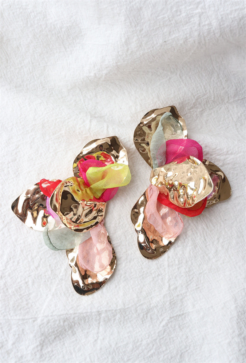 Boucles d'oreilles pétales dorées et colorées