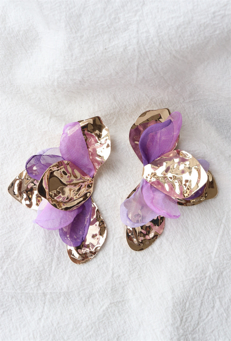 Boucles d'oreilles pétales dorées et colorées