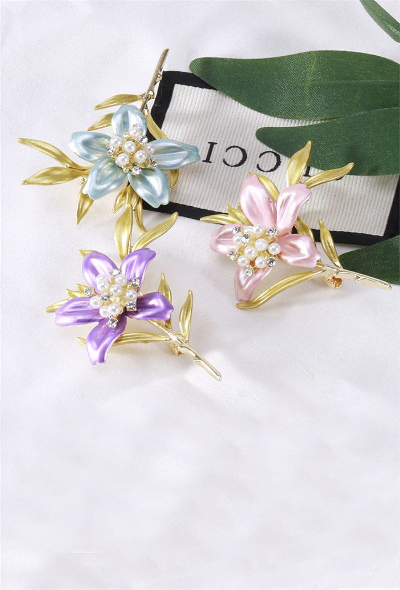 Broche épingle - Fleurs coeur de perles