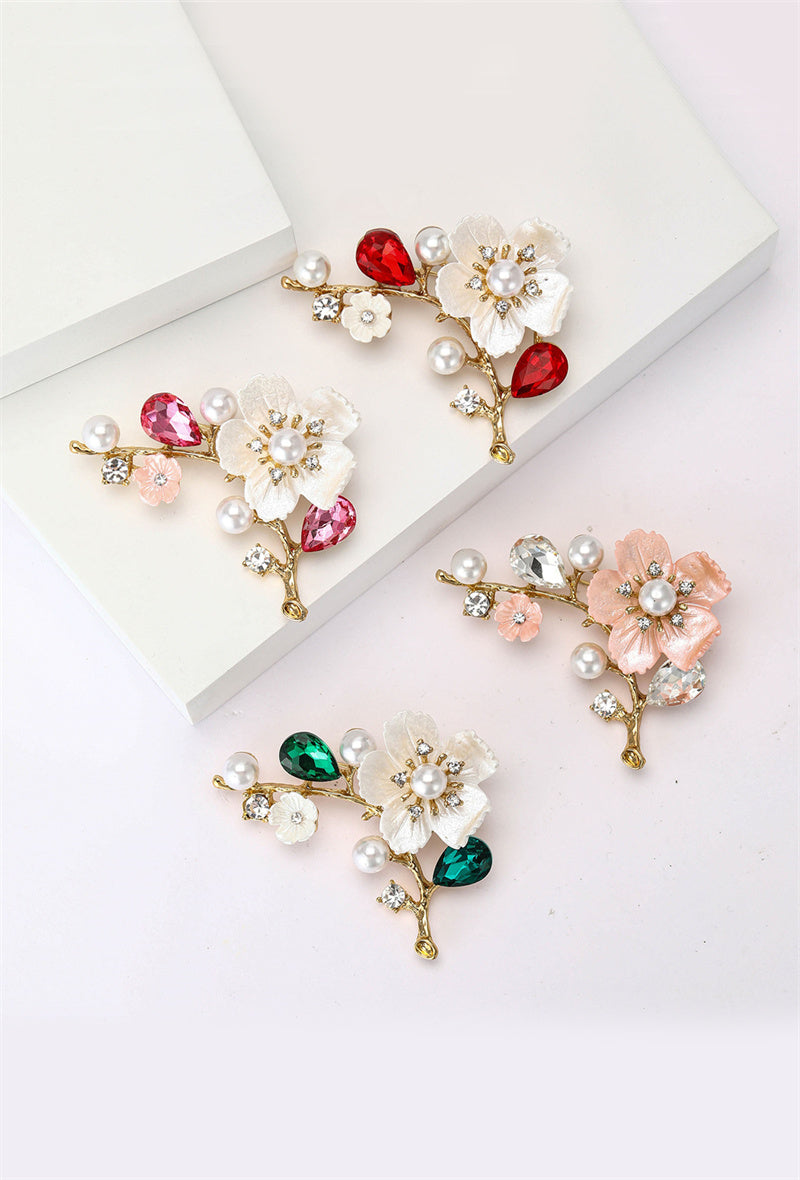 Broche épingle - Fleurs et perles blanches et colorées