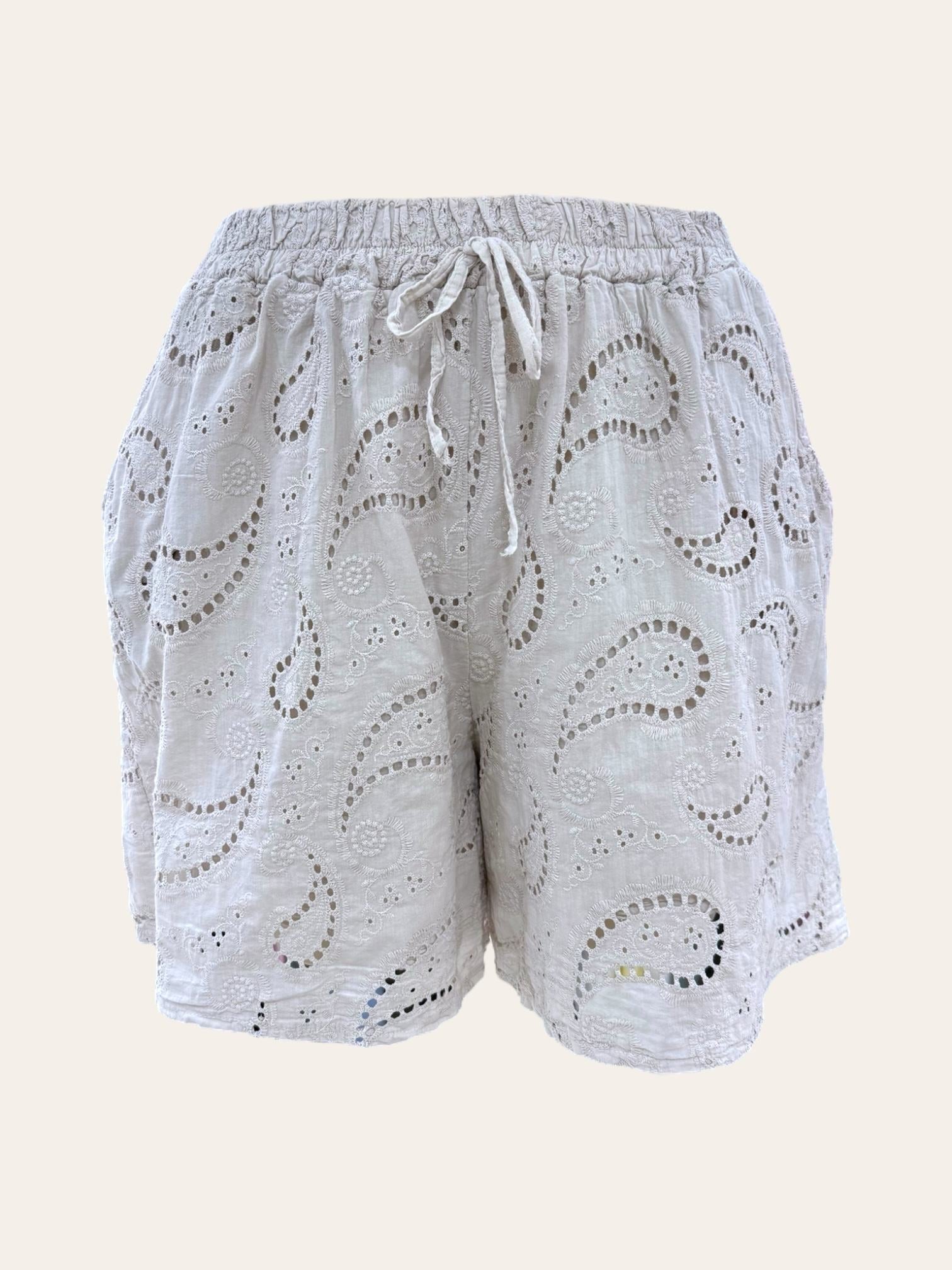 Short en coton broderie anglaise