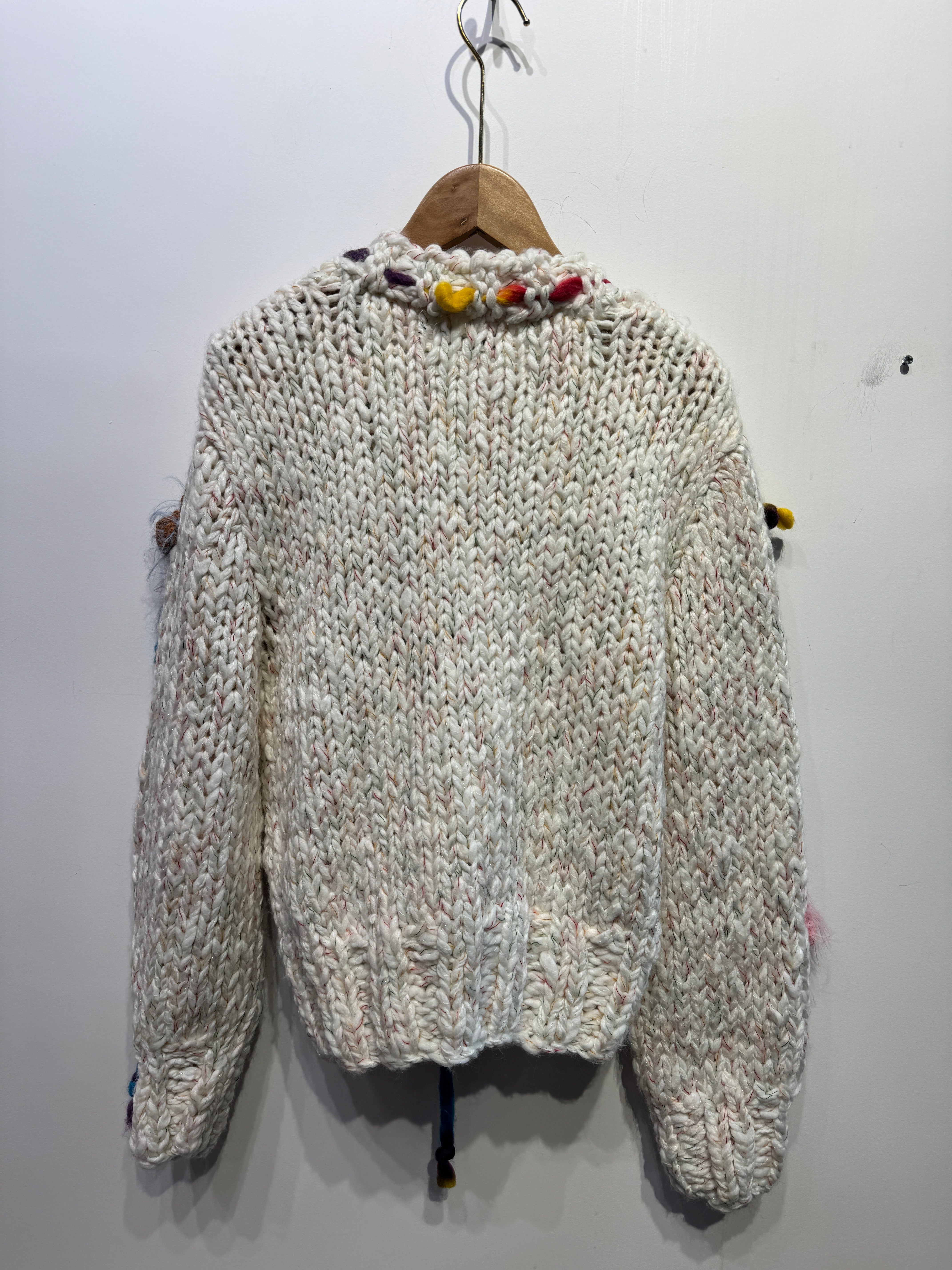 Gilet court coloré  avec fleurs