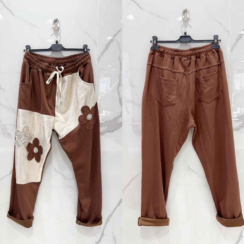 Pantalon fleurs brodées sequins
