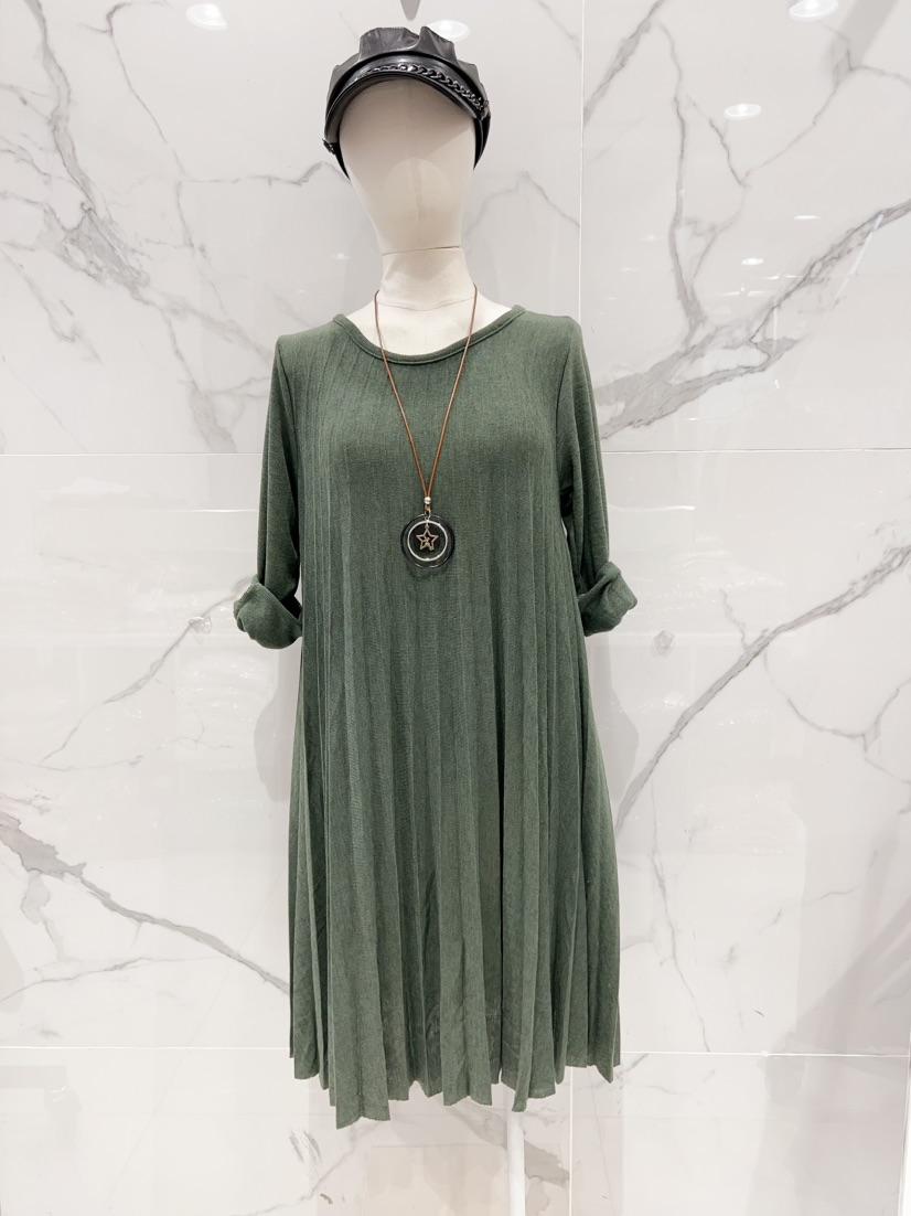 Robe plissée en maille