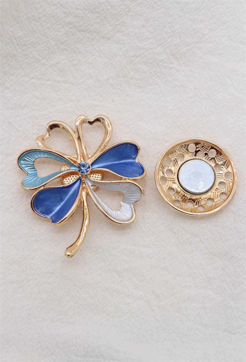 Broche aimantée - feuille ajourée