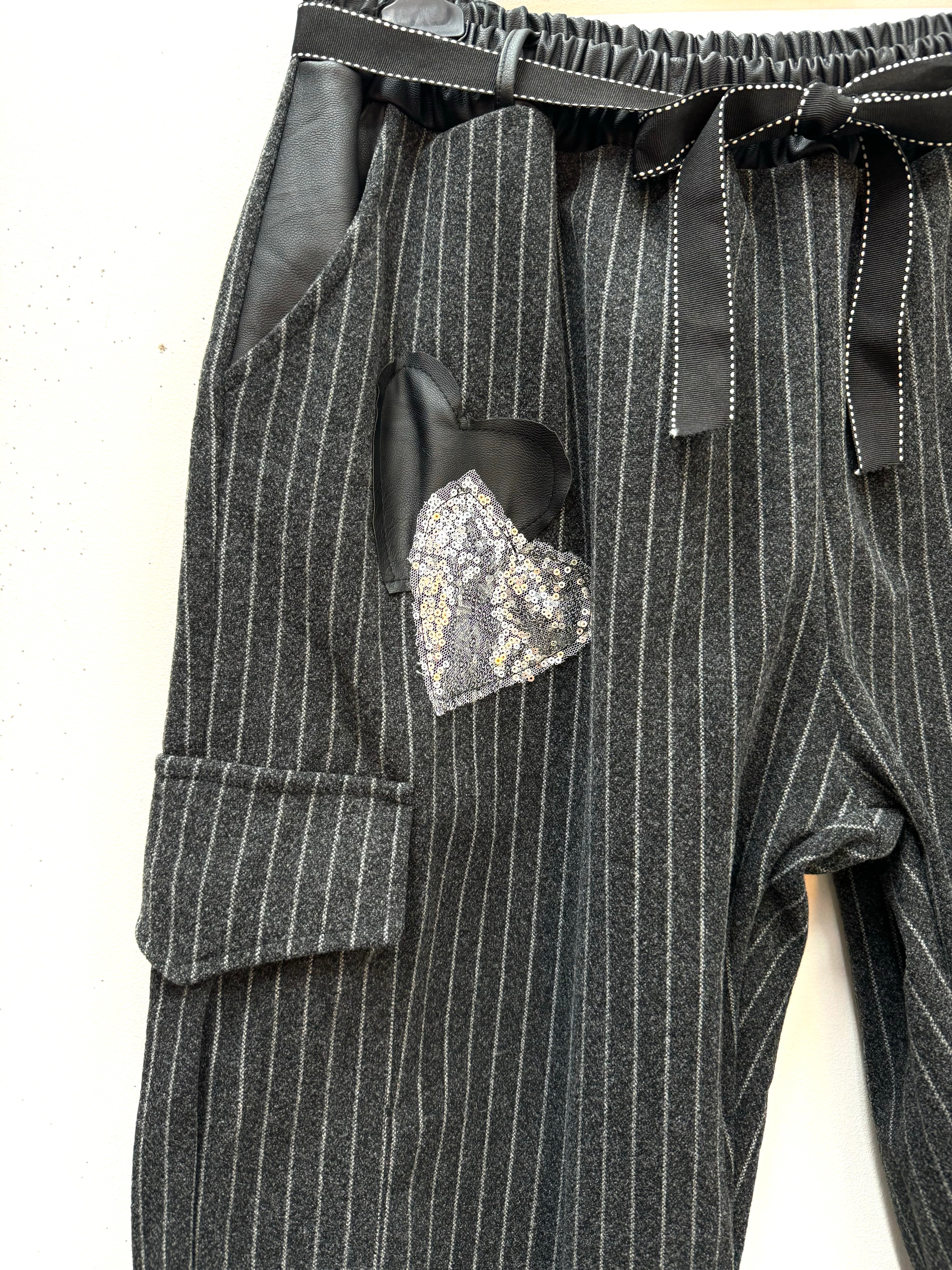 Pantalon à rayures touché laine