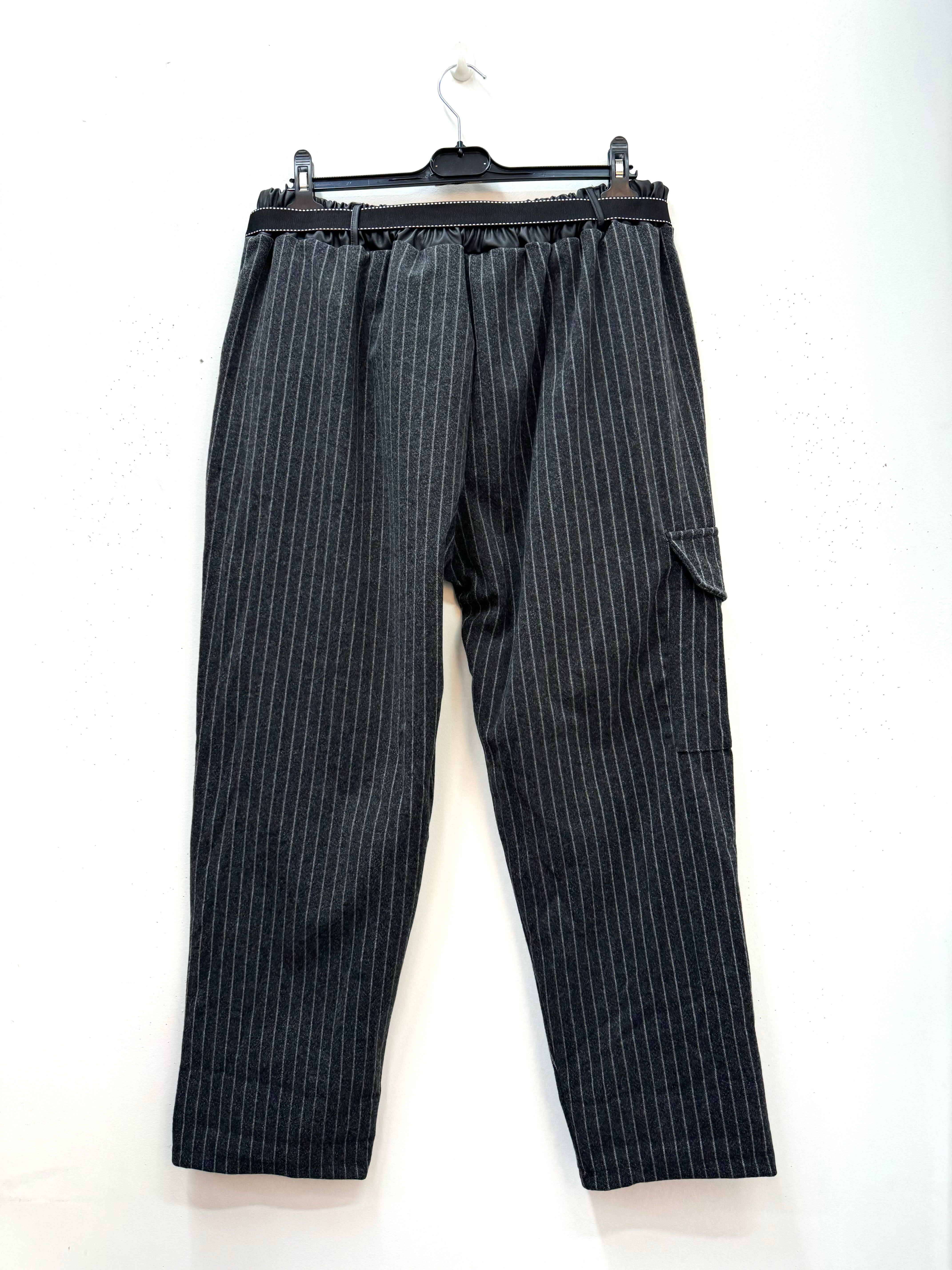 Pantalon à rayures touché laine
