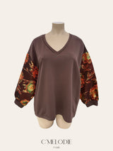 Pull avec manches colorées