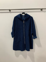 Manteau à capuche en laine bouclée