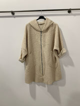 Manteau à capuche en laine bouclée