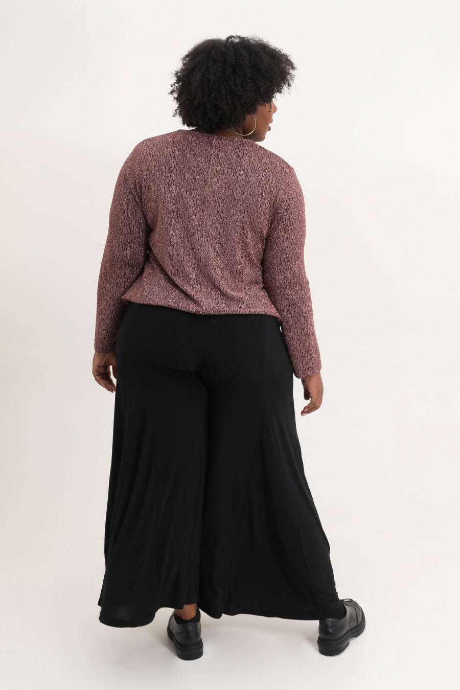 Pantalon noir effet jupe