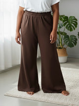 Pantalon sweat flare en néoprène