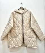 Doudoune légère à capuche matelassée