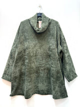 Tunique col roulé en velours côtelé