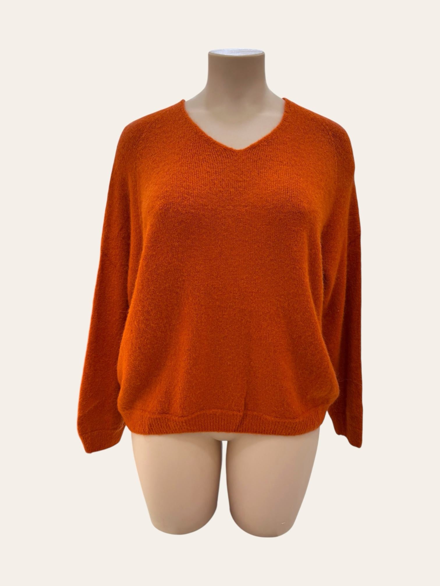 Pull  col V en Alpaga