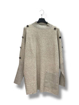 Pull col cheminée avec boutons et fil lurex