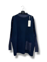 Pull col cheminée avec boutons et fil lurex