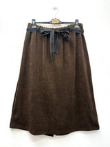 Jupe droite en velours côtelé