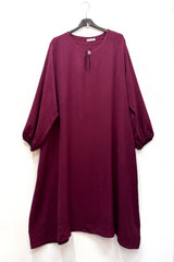 Robe longue avec bouton bijou