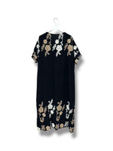 Robe avec broderie bicolore