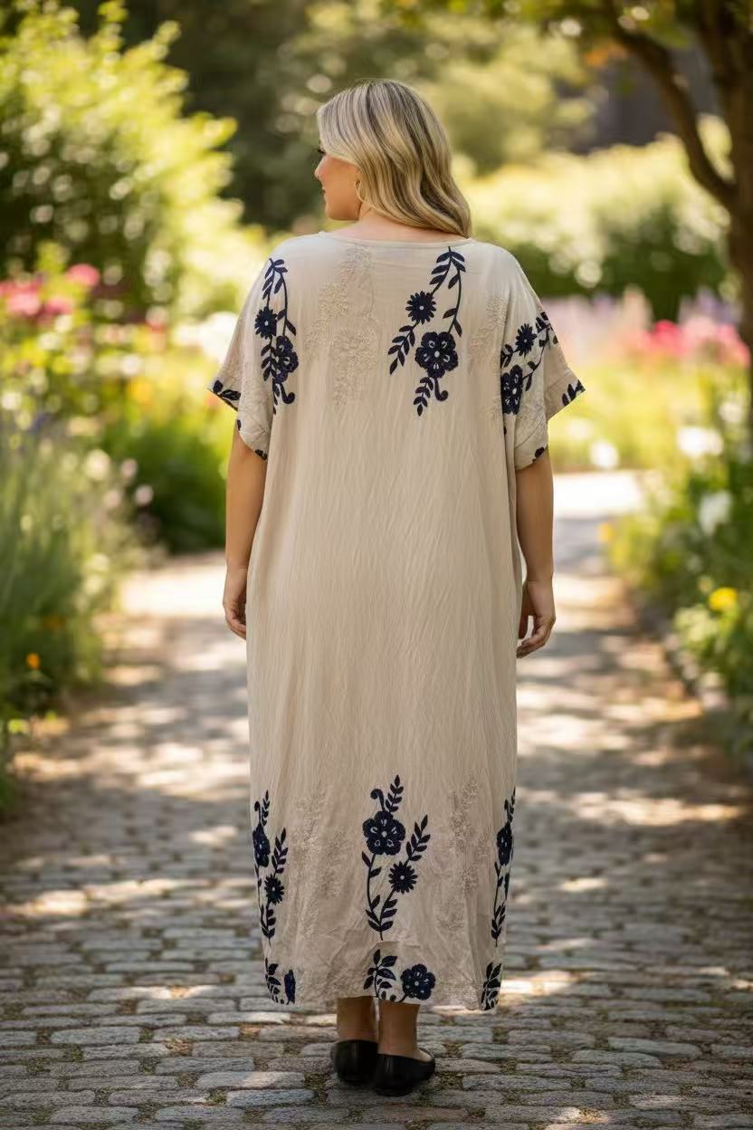 Robe avec broderie bicolore