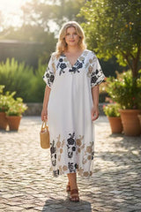 Robe avec broderie bicolore