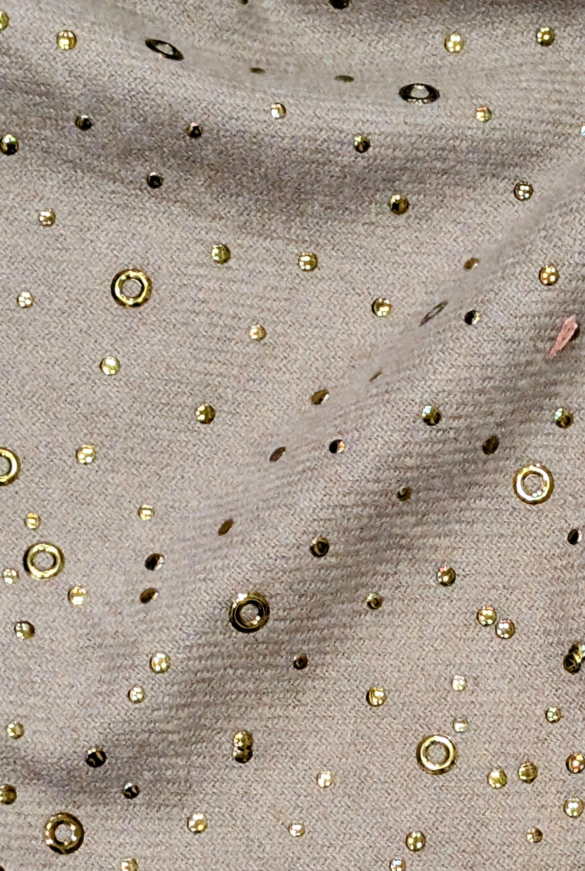 Echarpe avec cercles dorés en métal