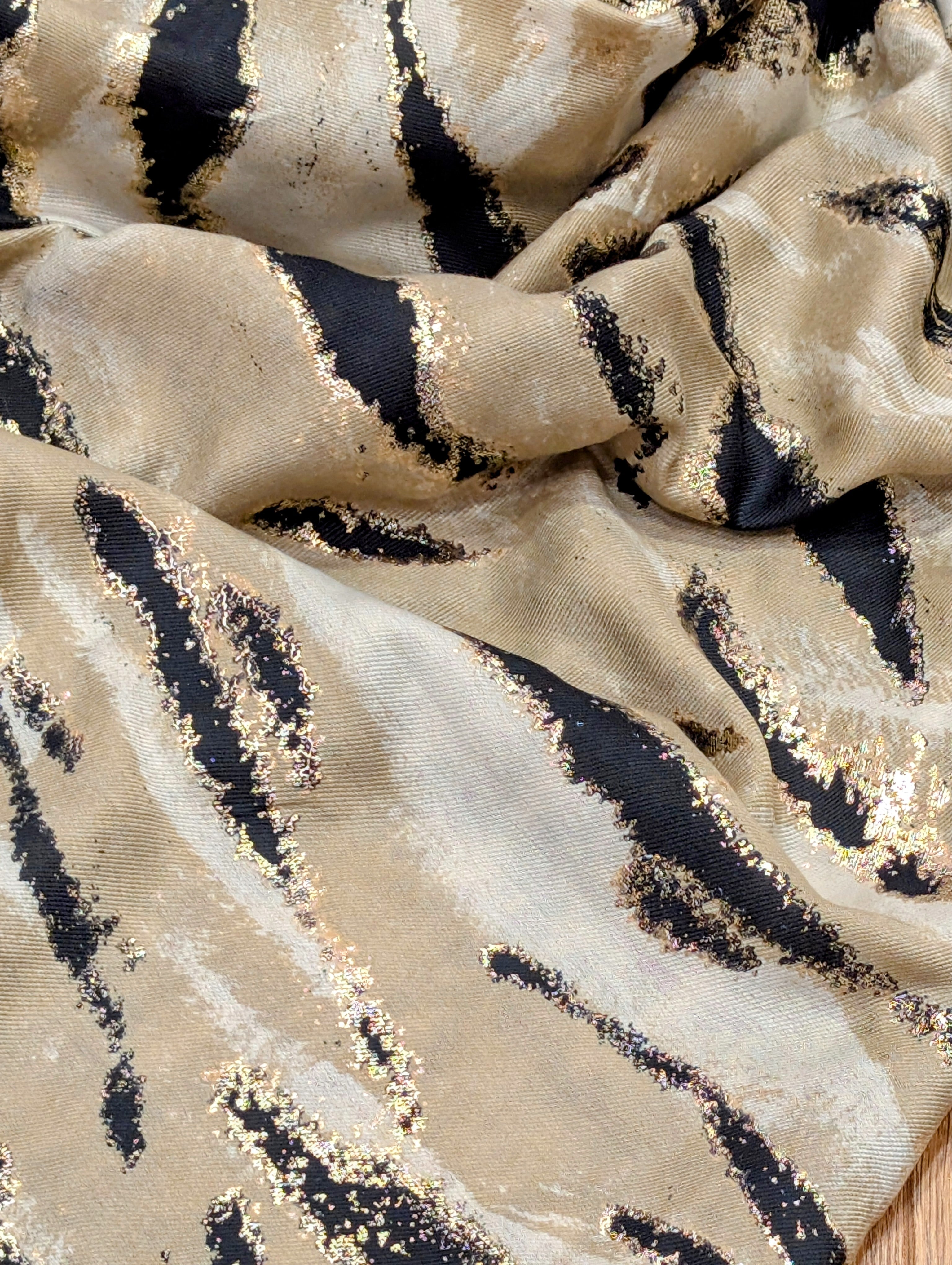 Foulard Carré 4 en 1 - Zèbre beige et doré