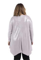 Tunique brillante avec anneaux au col