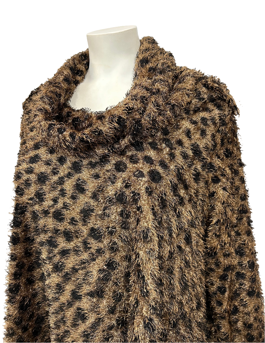 Pull KATY col boule - Léopard poilu