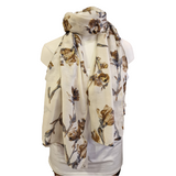 Foulard blanc et fleurs dorées