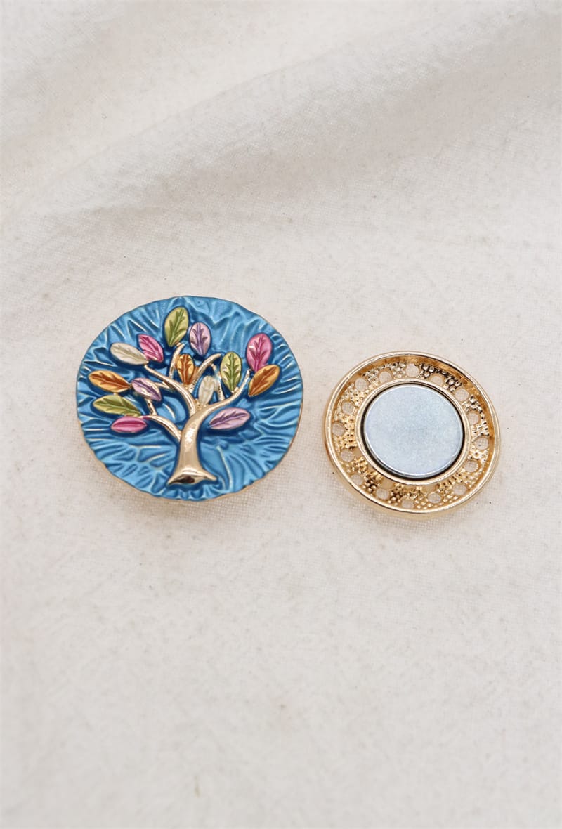 Broche aimantée - médaillon arbre de vie