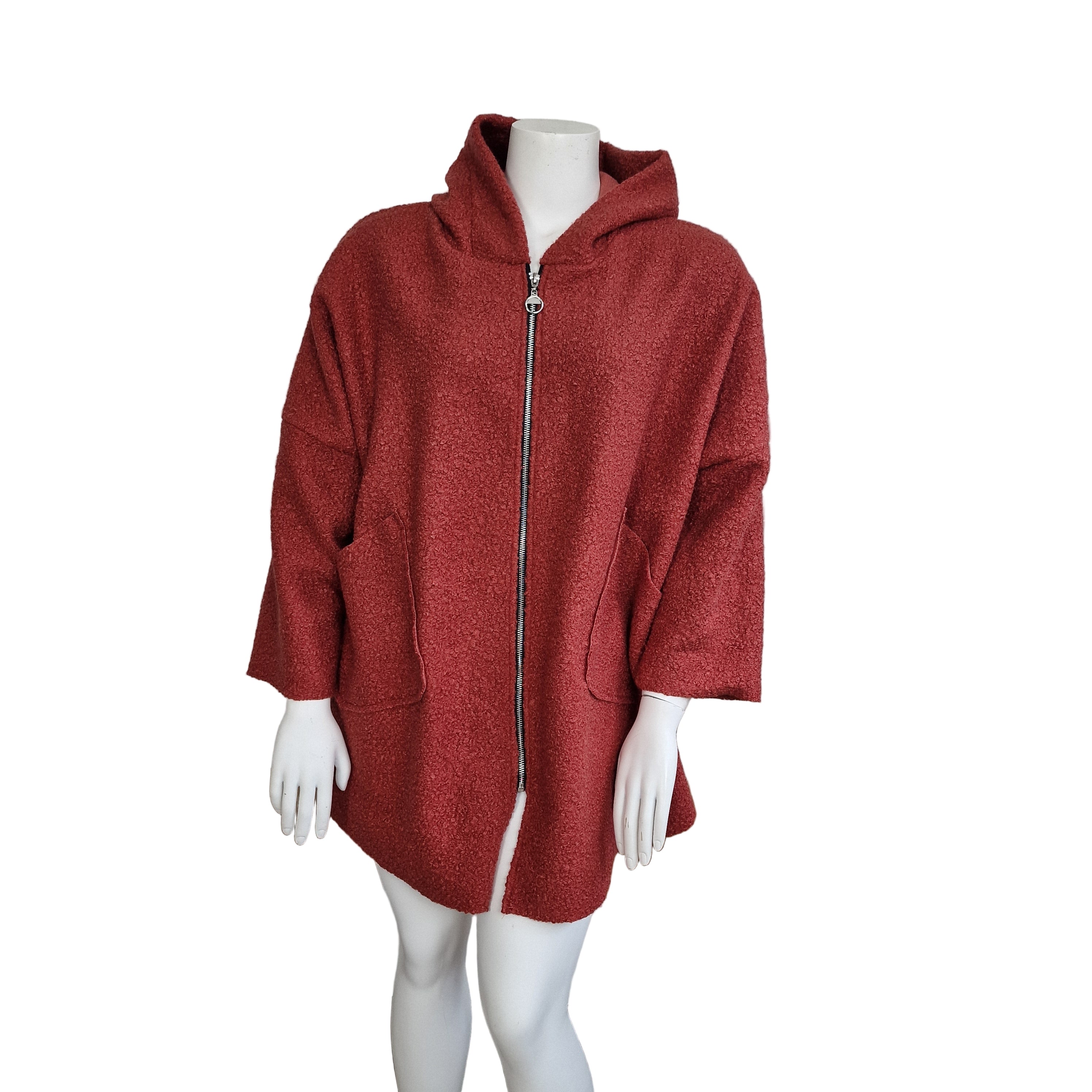 Manteau à capuche en laine bouclée