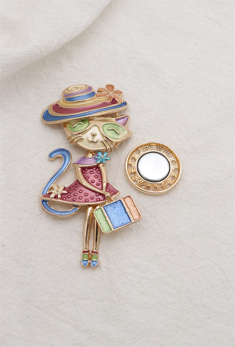 Broche aimantée - Chat valise