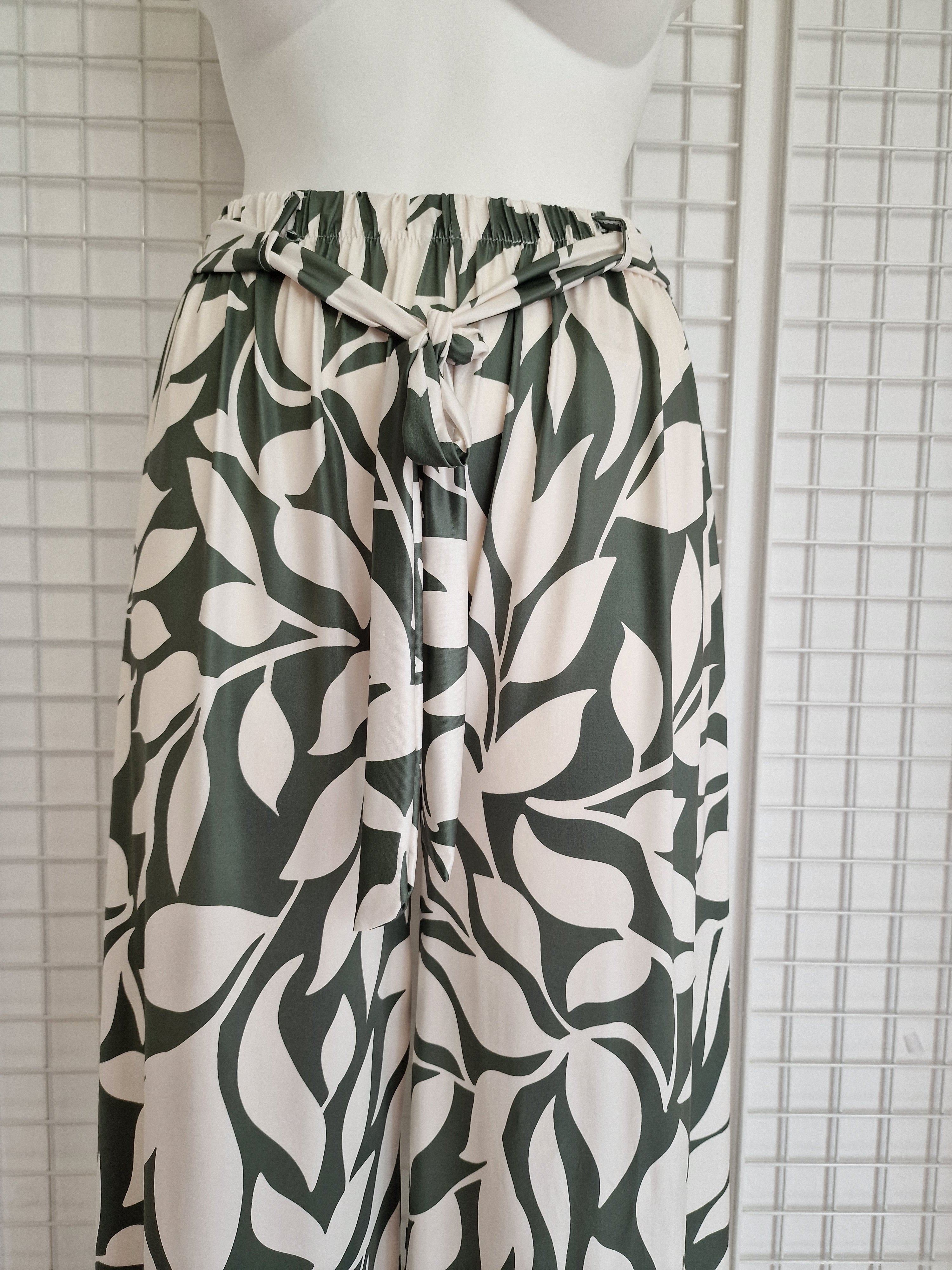 Pantalon fluide imprimé feuilles
