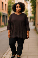 Pull avec pluie de strass