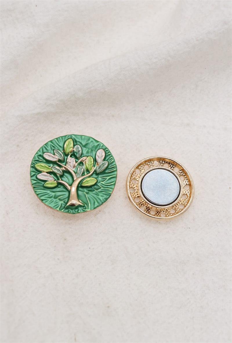 Broche aimantée - médaillon arbre de vie