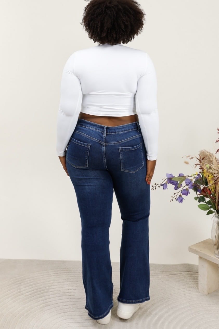 Pantalon jeans coupe flare (évasée) cœurs brillants