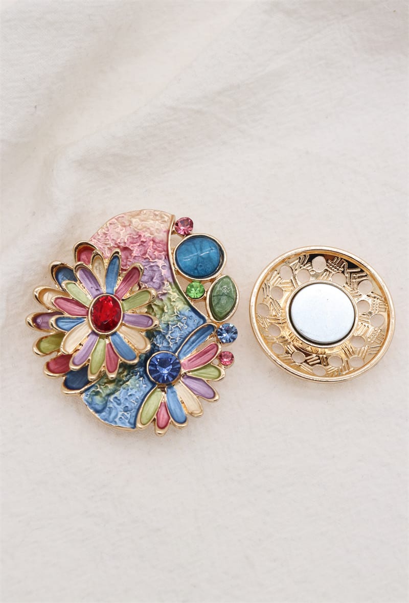 Broche aimantée - Pierre Marguerite
