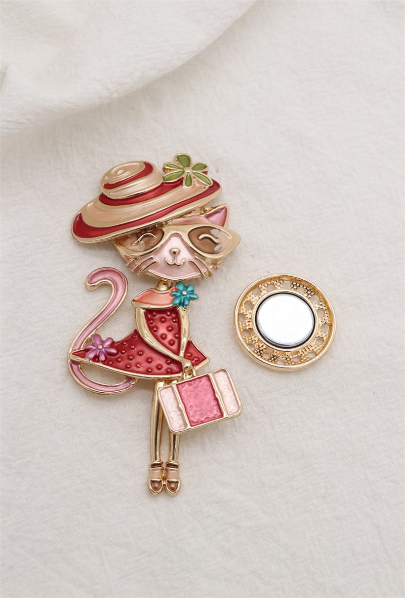 Broche aimantée - Chat valise