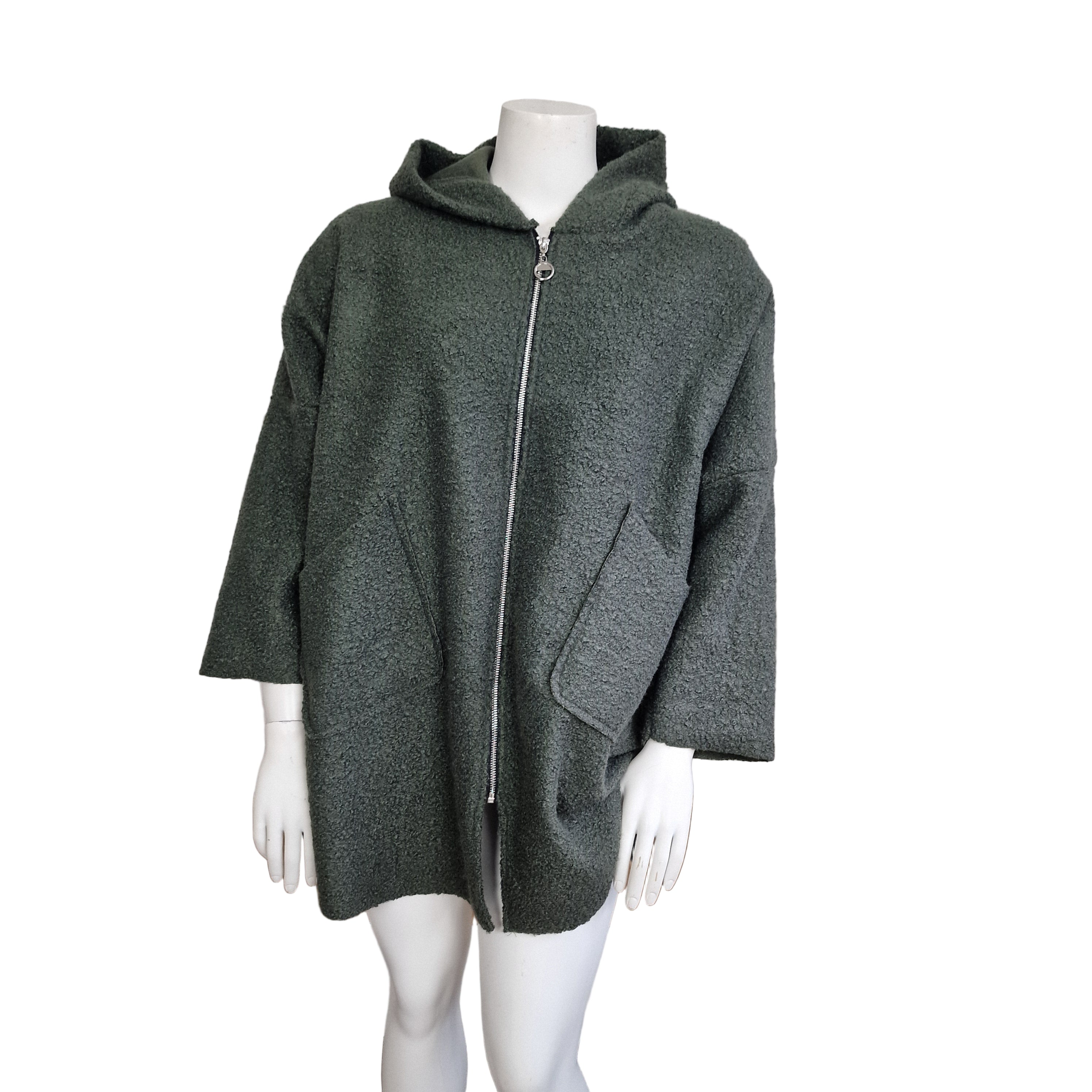 Manteau à capuche en laine bouclée