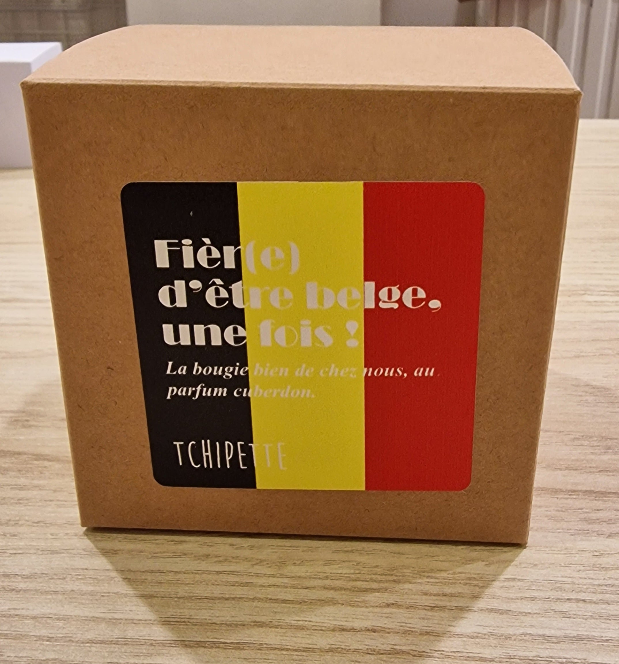 Bougie artisanale - Fier d'être belge ! (Cuberdon)