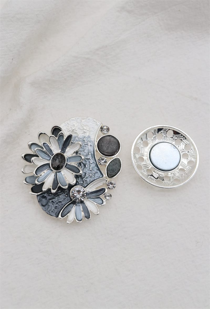 Broche aimantée - Pierre Marguerite